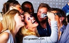 迷你KTV迎合現(xiàn)代(dài)人(rén)的(de)娛乐(lè)消費需求