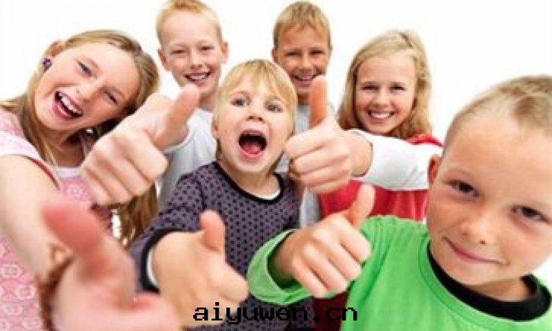 迷你KTV自(zì)助點(diǎn)唱機(jī)給(gěi)你完美(měi)的(de)音(yīn)乐(lè)享受